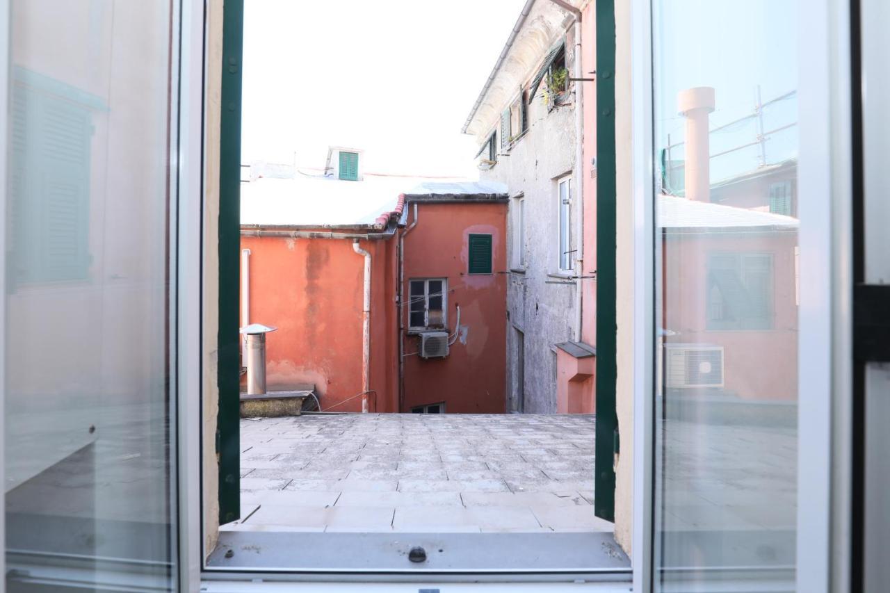 La Casa Di Marta Apartment Genoa Bagian luar foto